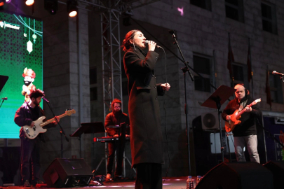 Bursa Nilüfer'de 'Ezginin Günlüğü' ile unutulmaz gece