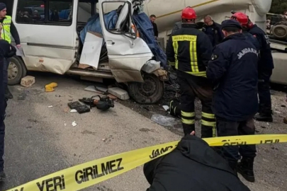 Burdur’da feci kaza: 7 ölü, 3 yaralı