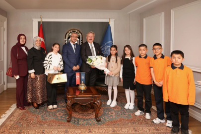 Kayseri Melikgazi'de minik Toprak'ın başkanlık heyecanı