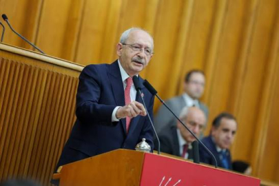 CHP Grup Toplantısına Yoğun İlgi: Kılıçdaroğlu'na Dakikalarca Süren Destek